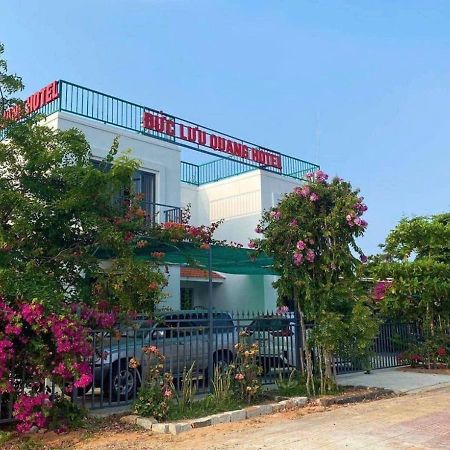 Duc Luu Quang Hotel Binh Thuan 뚜이퐁현 외부 사진