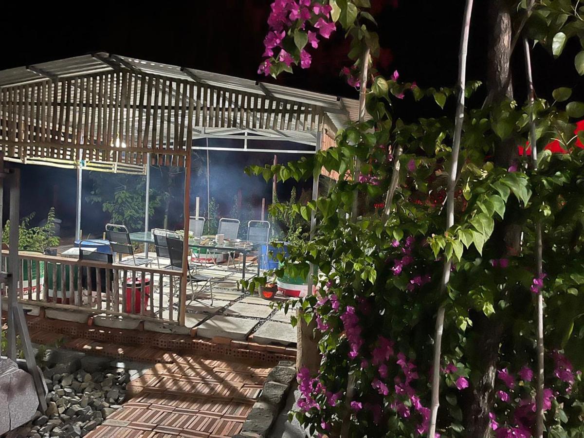 Duc Luu Quang Hotel Binh Thuan 뚜이퐁현 외부 사진