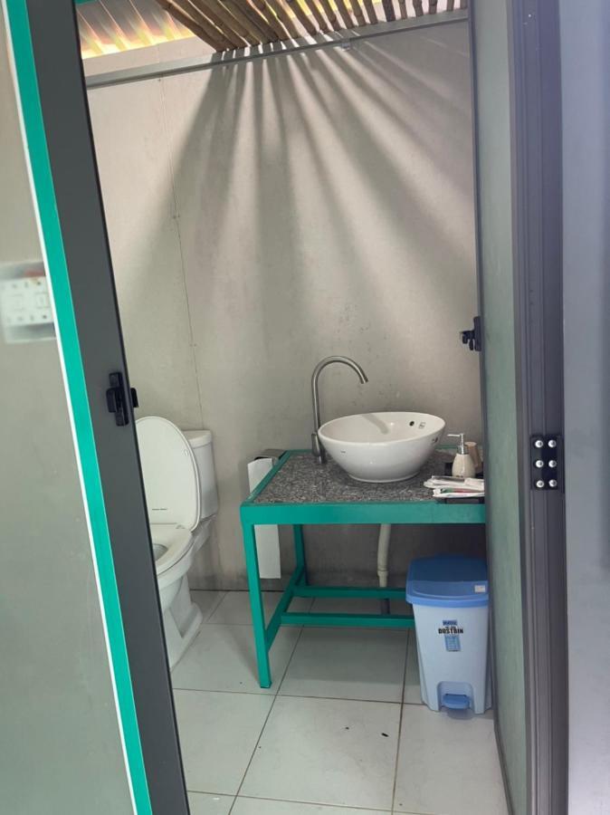 Duc Luu Quang Hotel Binh Thuan 뚜이퐁현 외부 사진