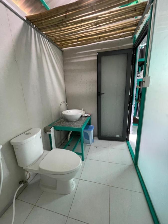 Duc Luu Quang Hotel Binh Thuan 뚜이퐁현 외부 사진