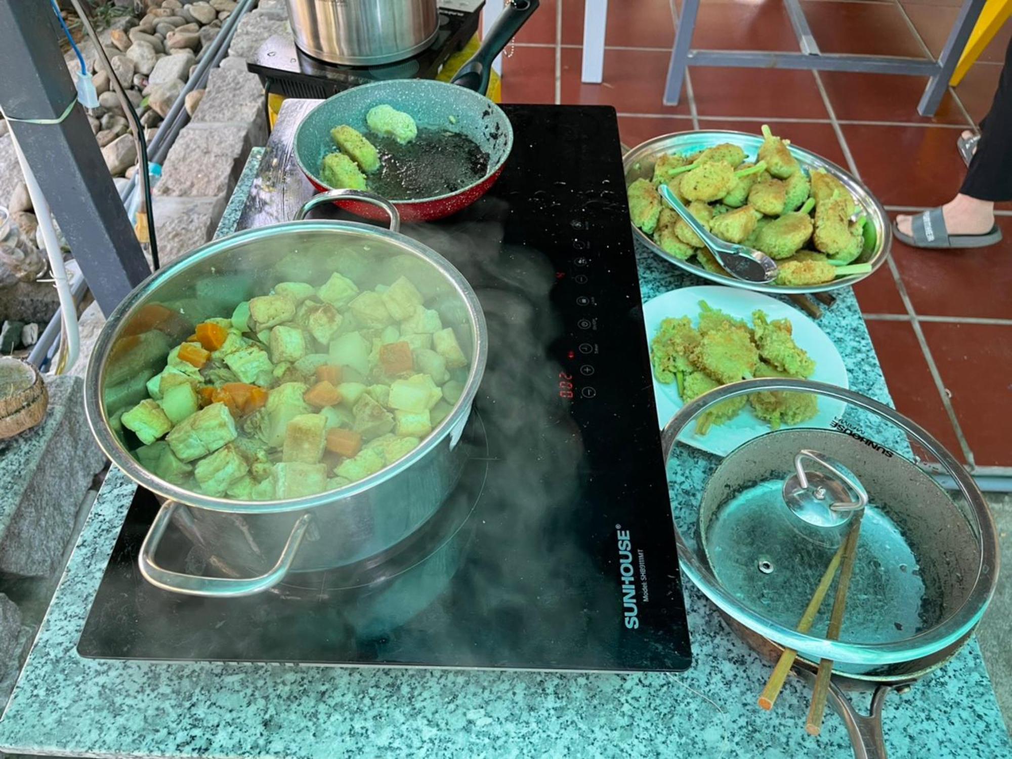 Duc Luu Quang Hotel Binh Thuan 뚜이퐁현 외부 사진