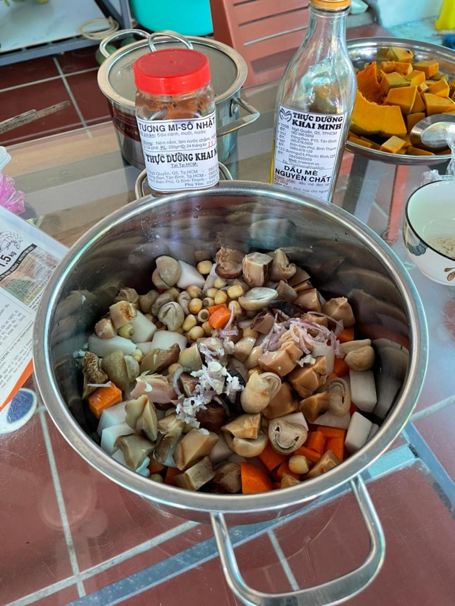 Duc Luu Quang Hotel Binh Thuan 뚜이퐁현 외부 사진