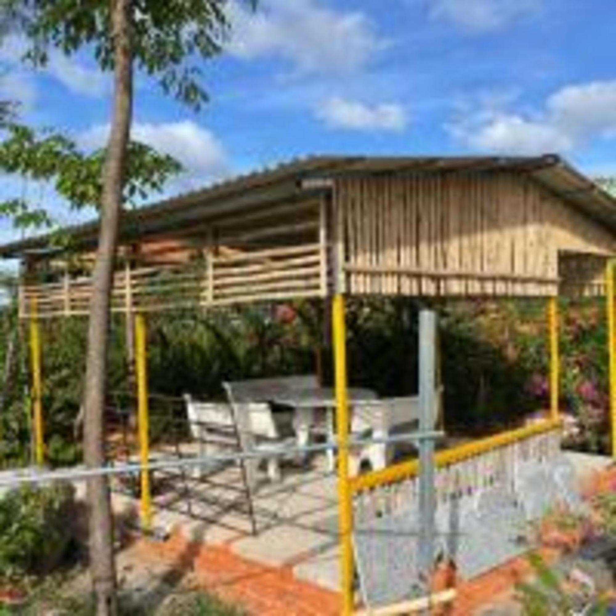 Duc Luu Quang Hotel Binh Thuan 뚜이퐁현 외부 사진